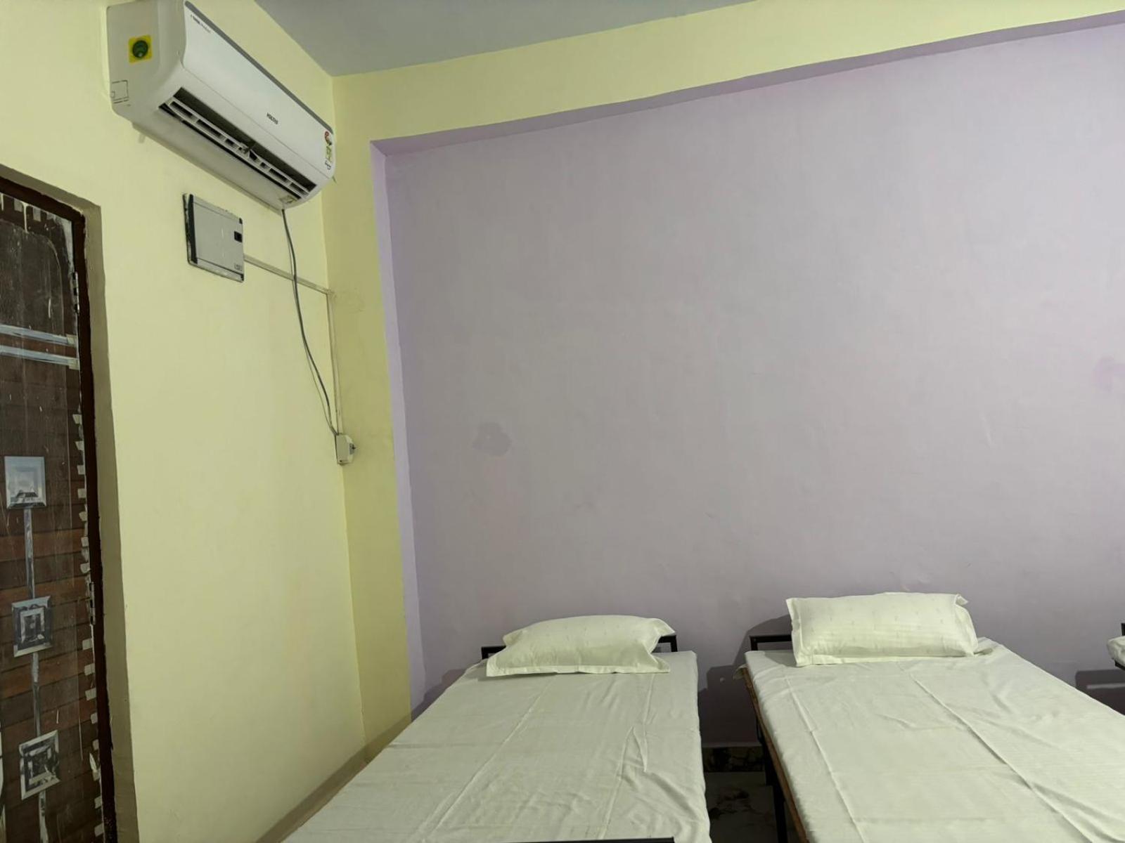 Bssn Guest House Gwalior Exterior photo